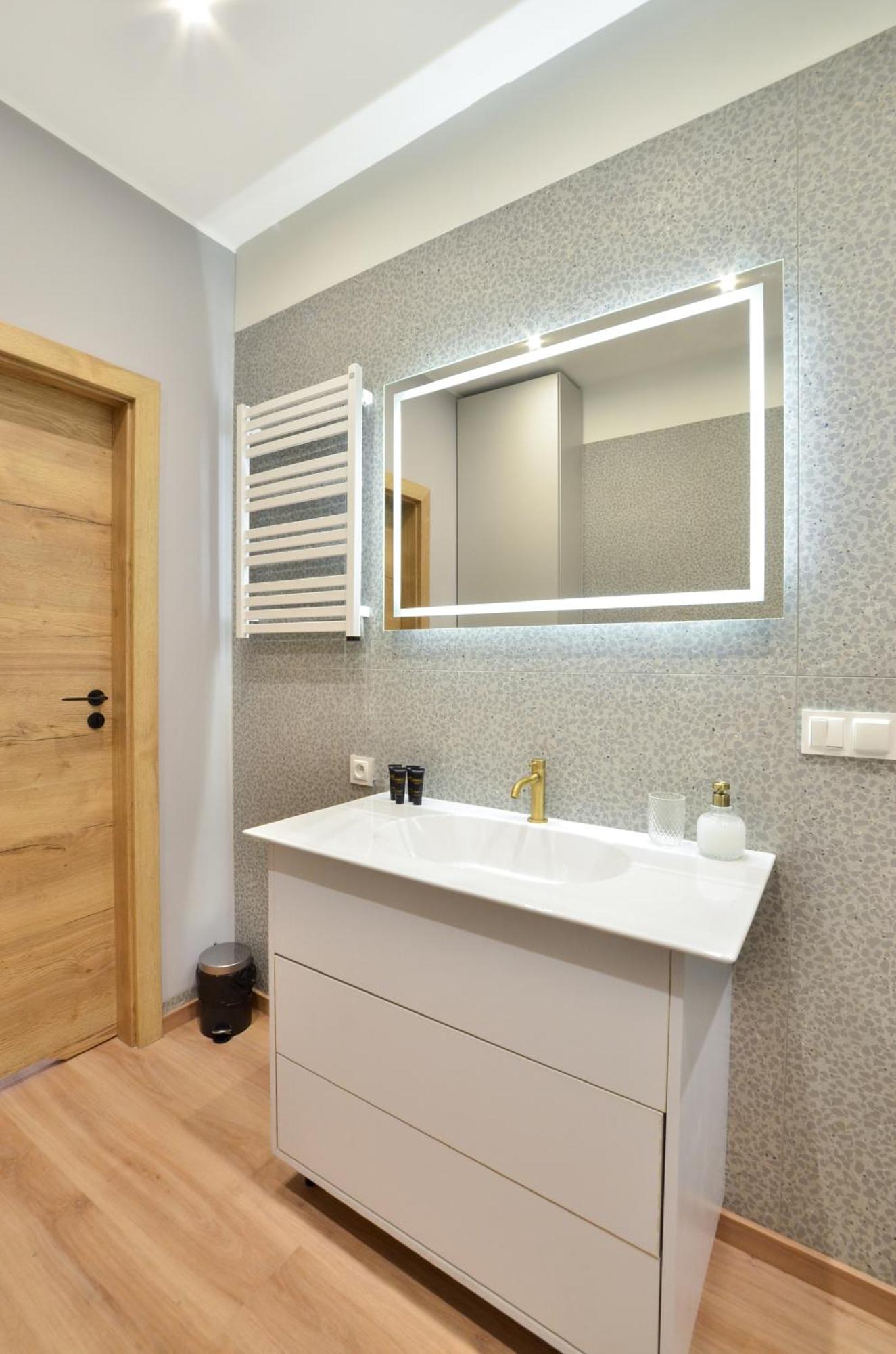 Citystay Stylowe Apartamenty Przy Swietojanskiej Gdynia Kültér fotó